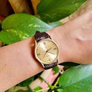 Vintage CMD Quartz Black Leather Lizard Roman Numerals Dainty Classic Watch